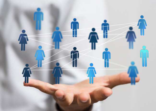 社内研修や提携先の紹介を行い御社のクリエイティブ組織を構築します